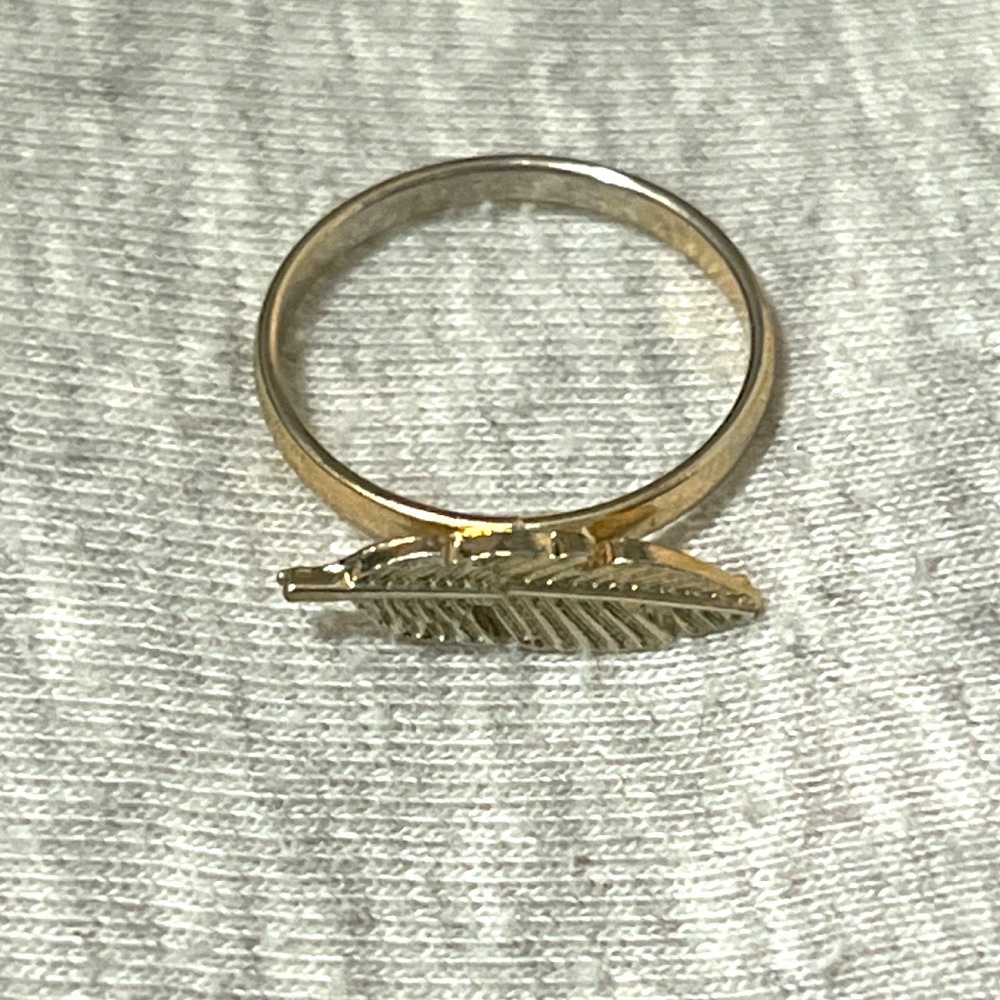 Feather gold toned ring